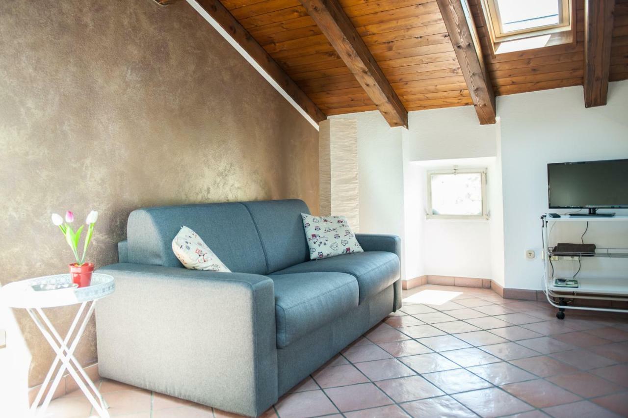 Maison Forum Apartment Аоста Екстериор снимка